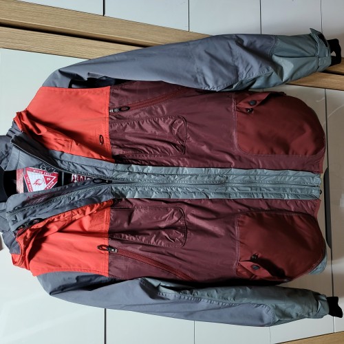 오클리테크니컬자켓