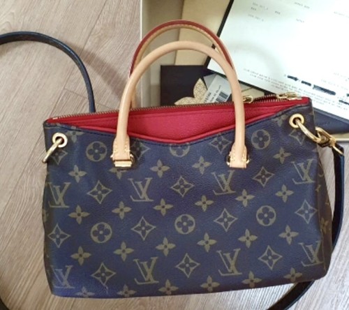 루이비통 팔라스bb