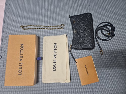 루이비통 이지파우치