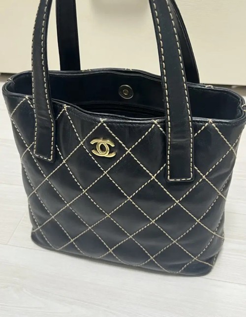 샤넬 와일드 스티치